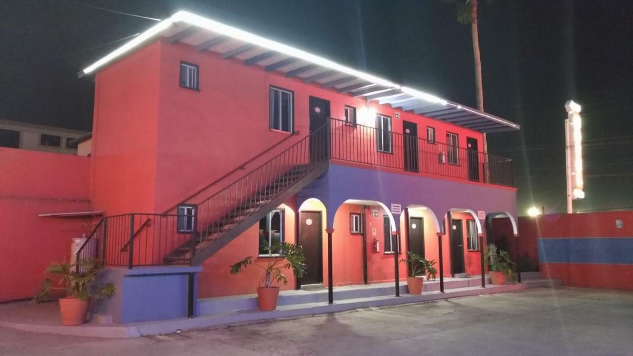 Motel Agora Ensenada Eksteriør bilde