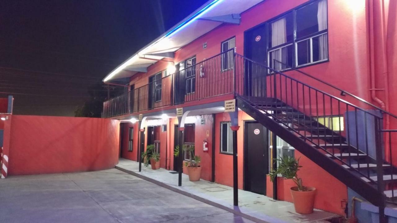 Motel Agora Ensenada Eksteriør bilde