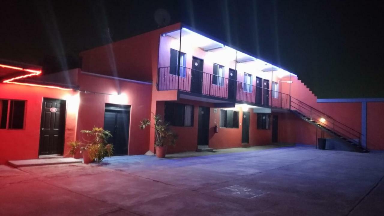 Motel Agora Ensenada Eksteriør bilde